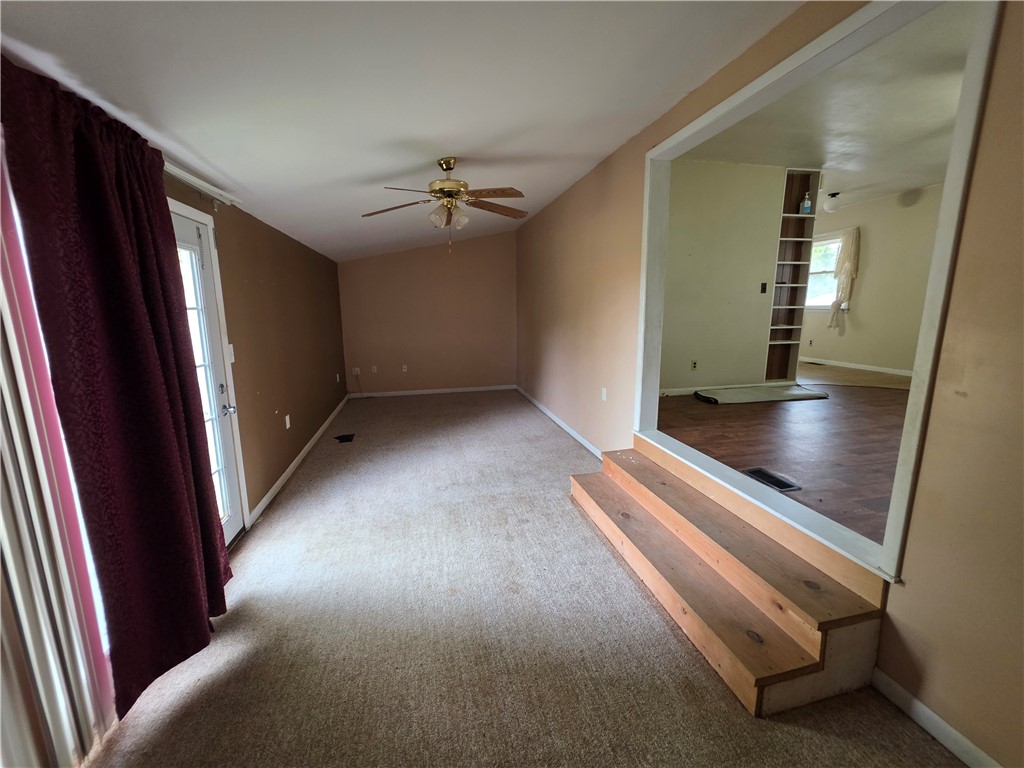 417 E Elm Street Property Photo 6