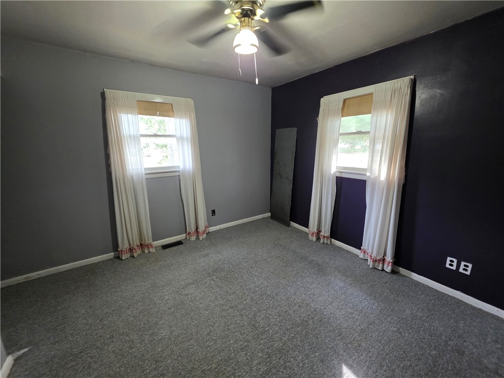 417 E Elm Street Property Photo 8