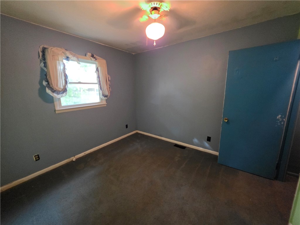 417 E Elm Street Property Photo 9