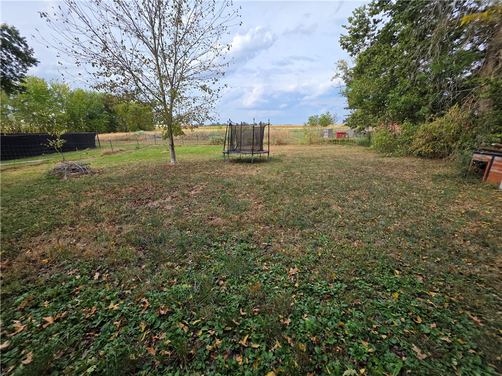417 E Elm Street Property Photo 16