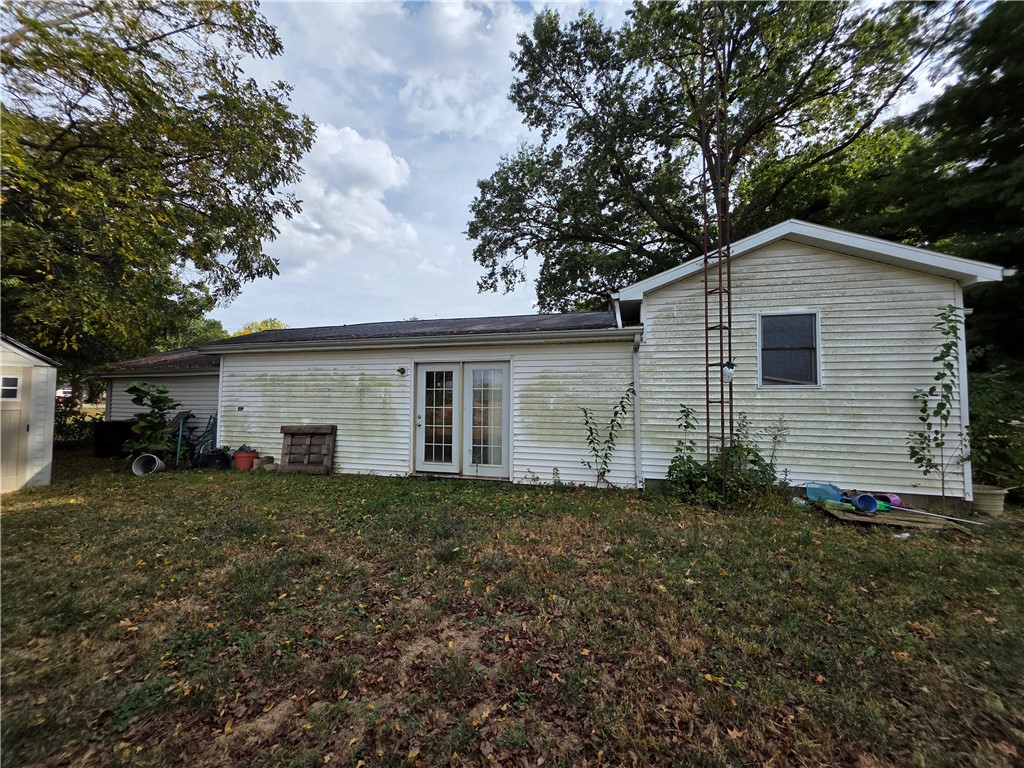 417 E Elm Street Property Photo 19