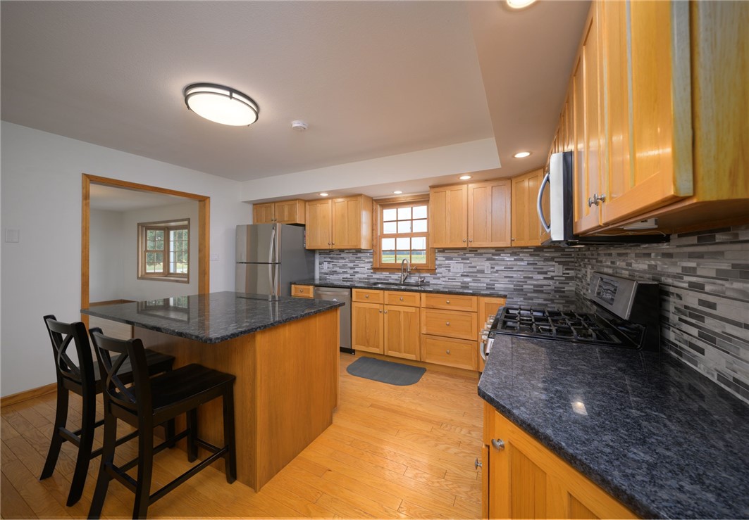 9020 E Emerald Drive Property Photo 3