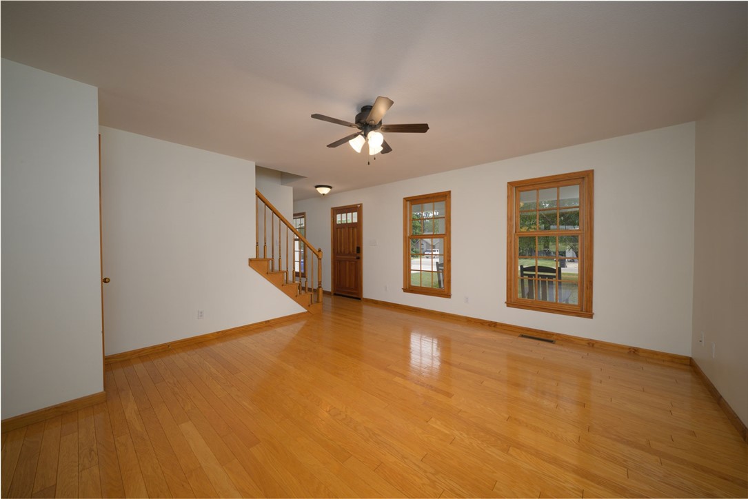9020 E Emerald Drive Property Photo 10