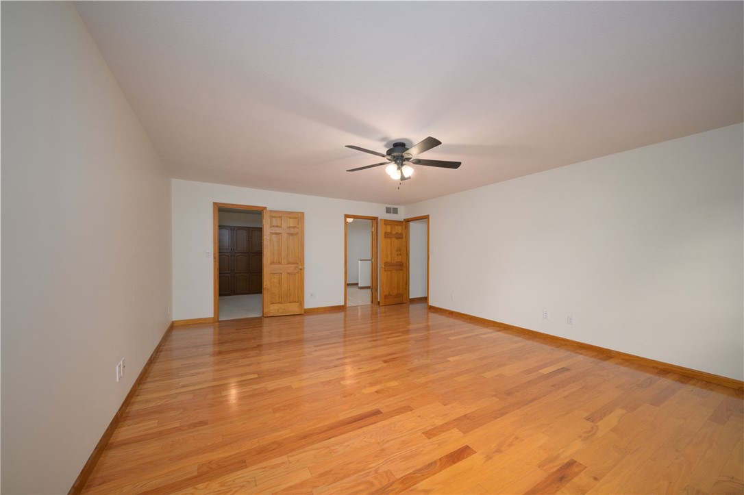 9020 E Emerald Drive Property Photo 16