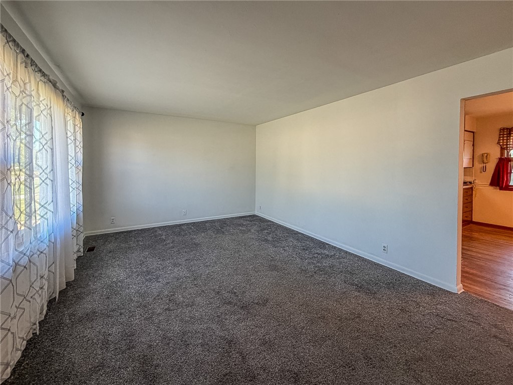 420 Pierce Avenue Property Photo 5