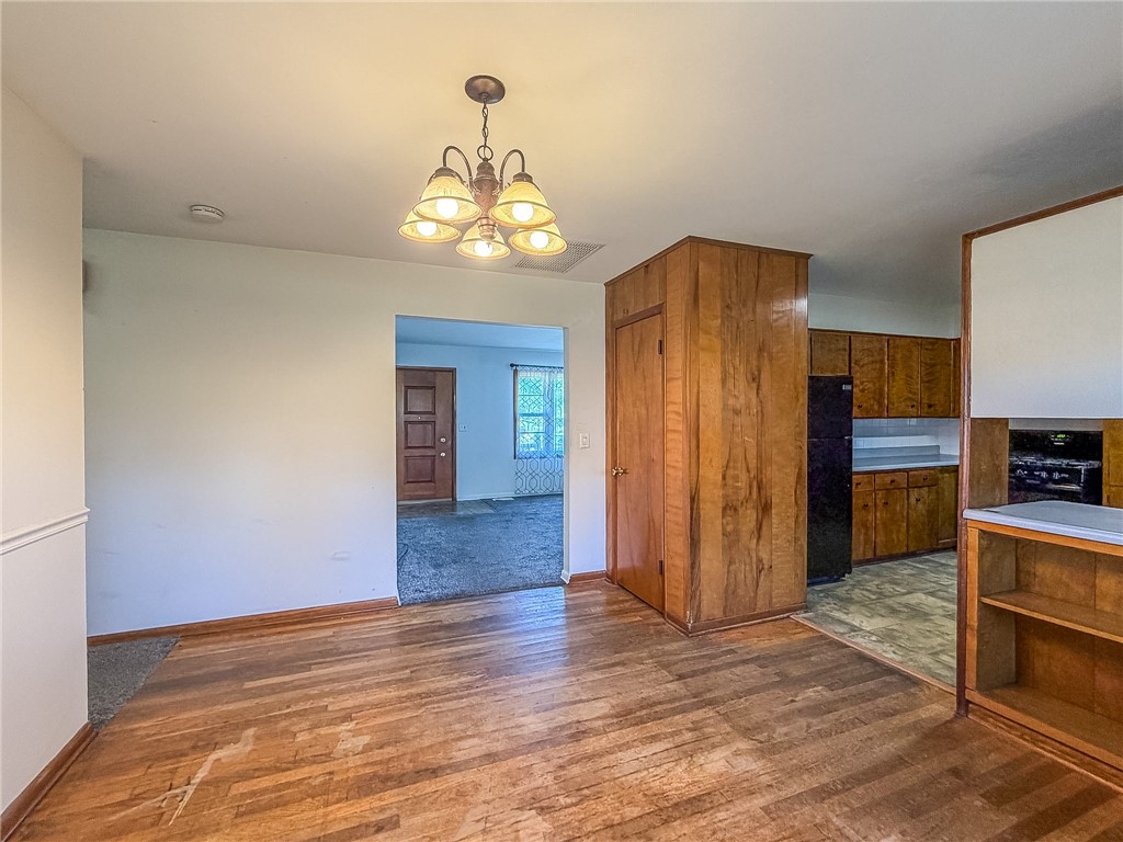 420 Pierce Avenue Property Photo 9