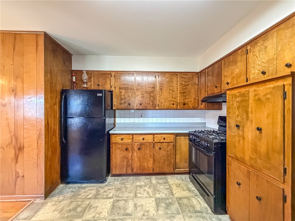 420 Pierce Avenue Property Photo 13