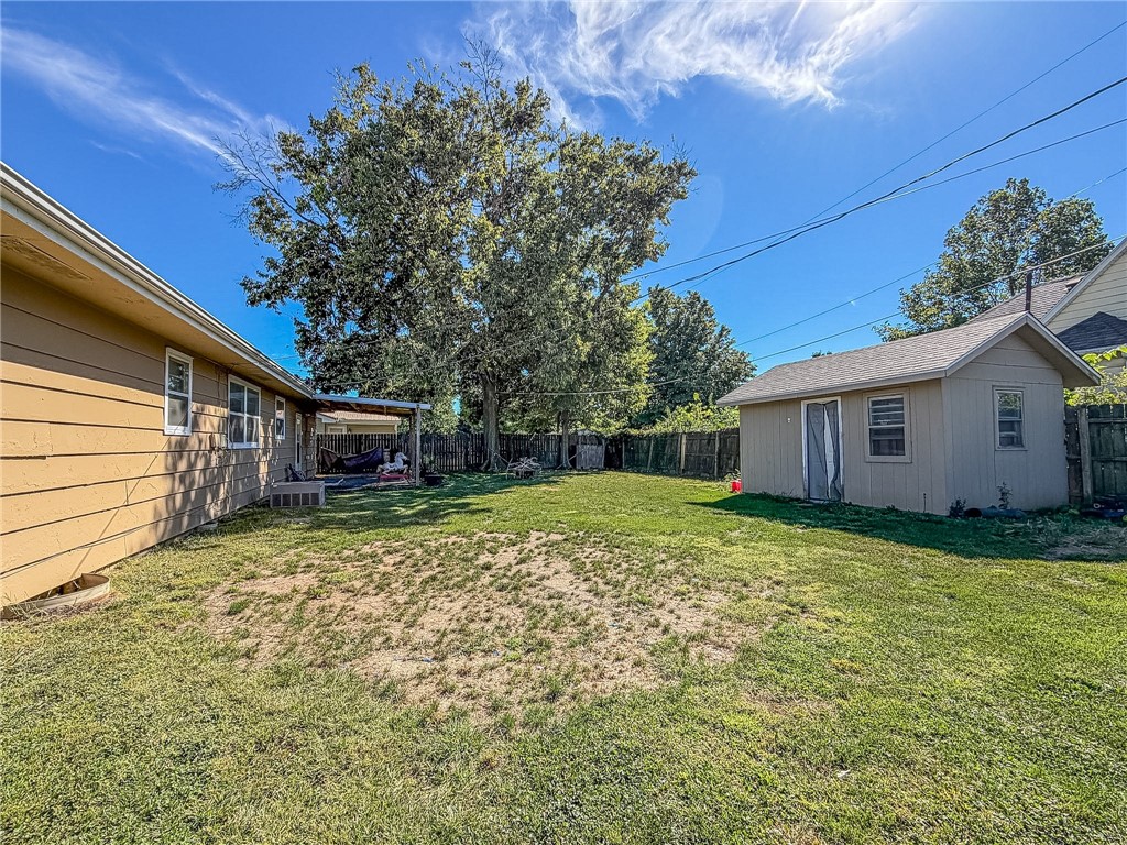 420 Pierce Avenue Property Photo 35