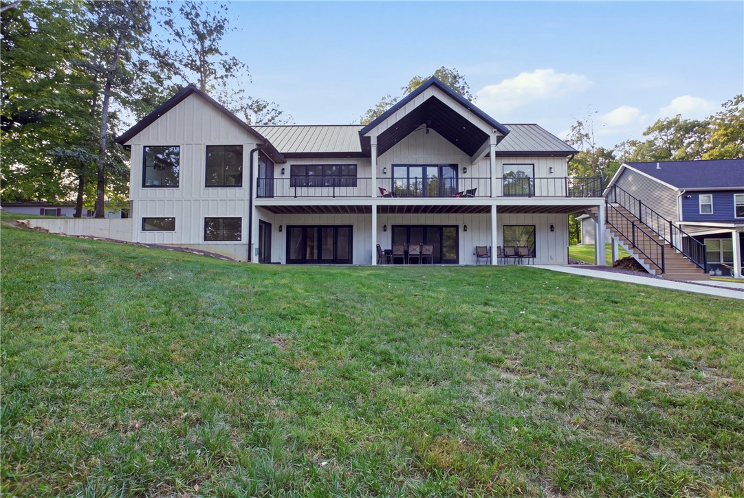 14042 South Shore Drive Property Photo 5