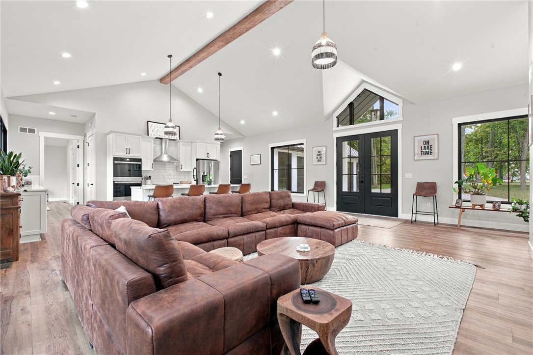 14042 South Shore Drive Property Photo 13