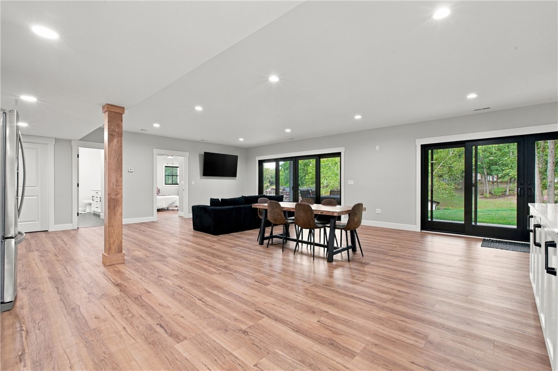 14042 South Shore Drive Property Photo 37