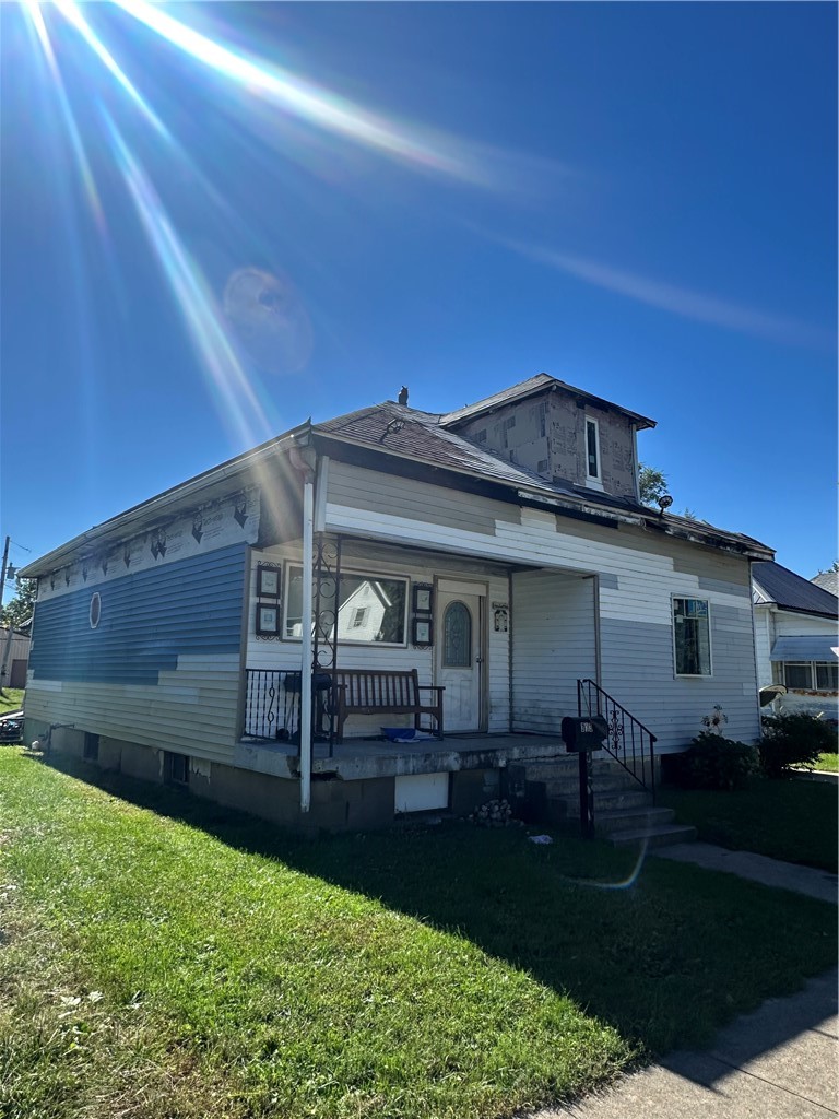 313 W Maple Street Property Photo 2