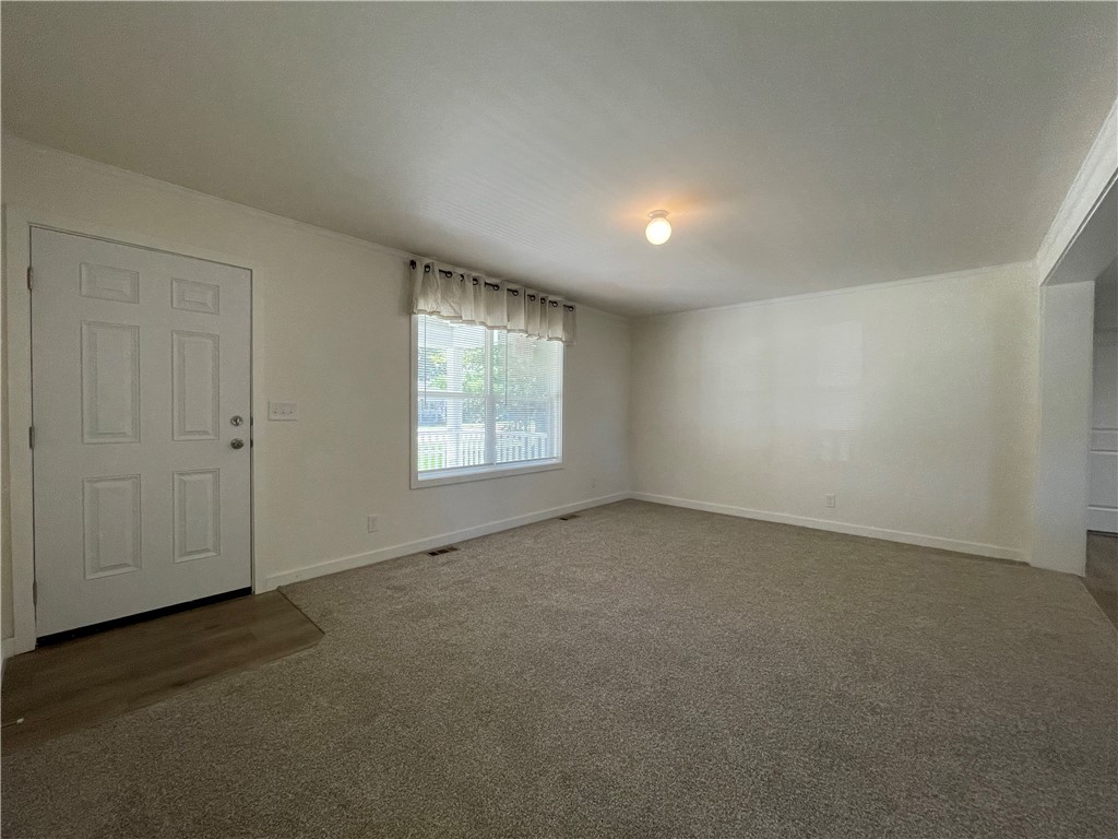 747 Maple Avenue Property Photo 5