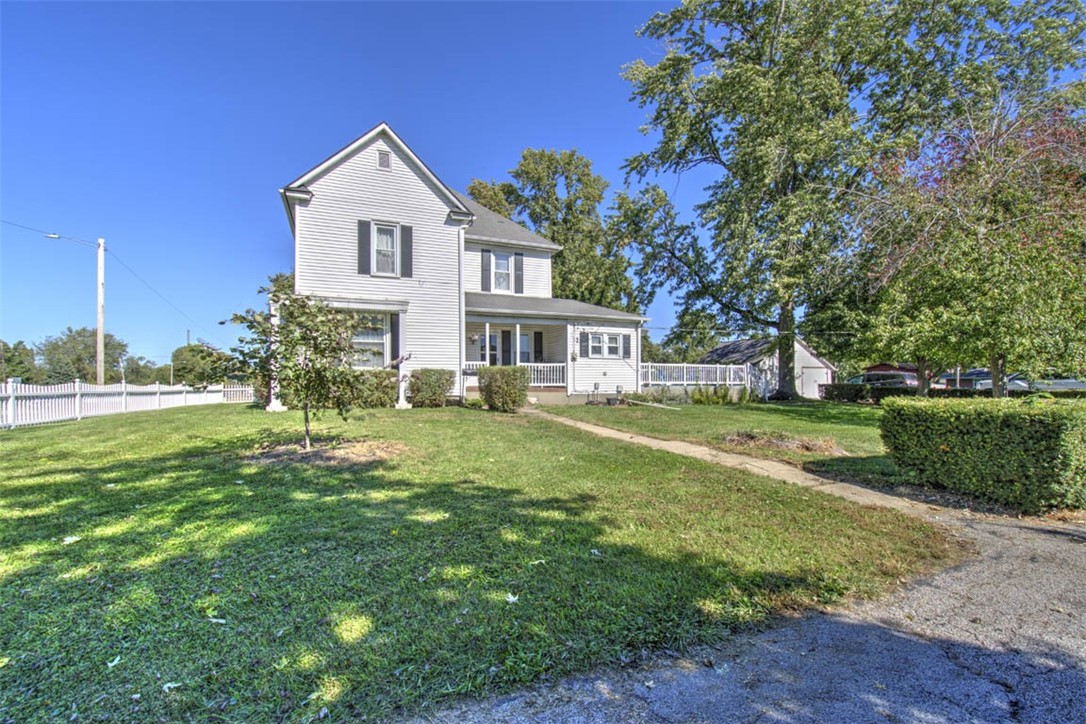 3850 N Water Street Property Photo 1