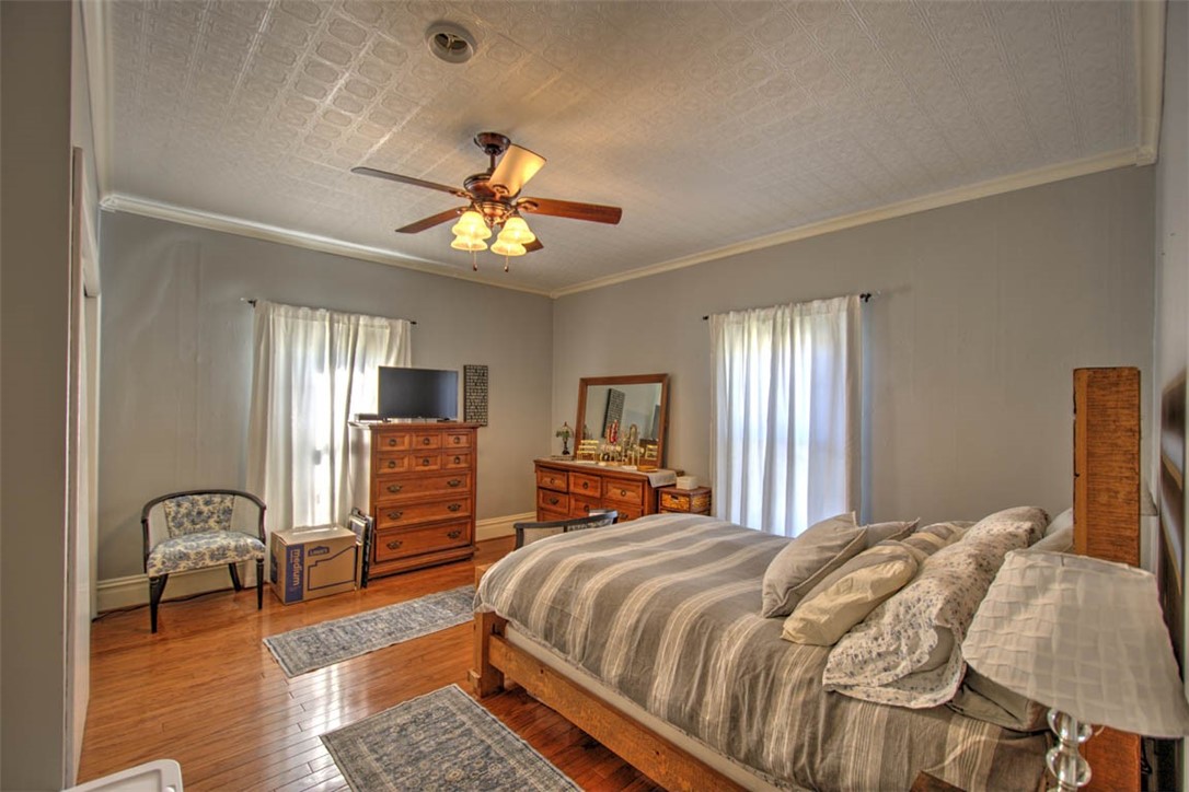 3850 N Water Street Property Photo 21