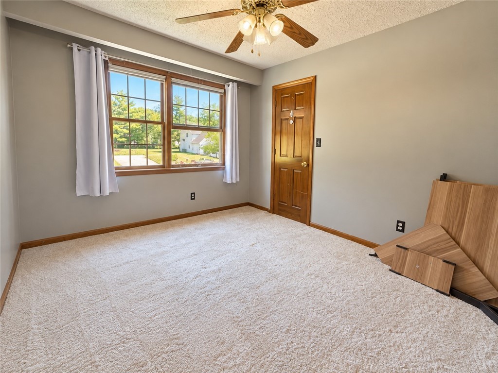 2114 Rosewood Court Property Photo 16