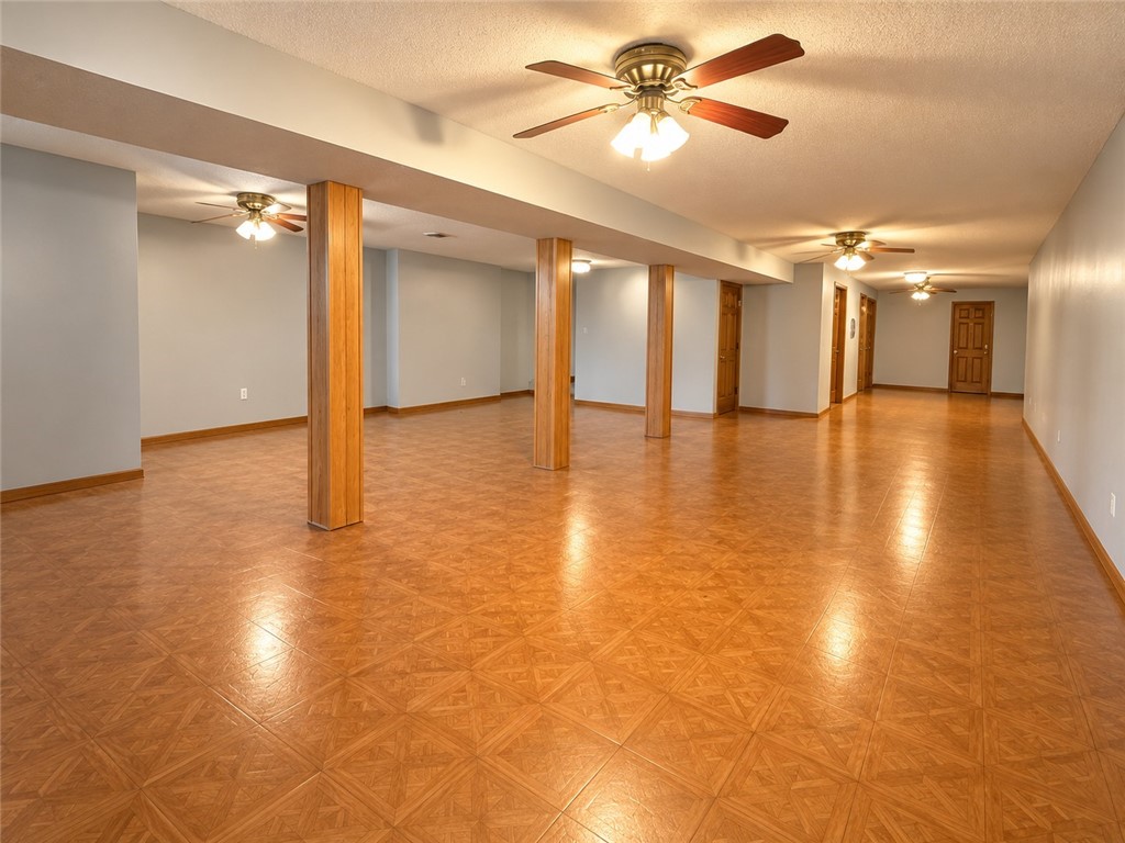 2114 Rosewood Court Property Photo 18