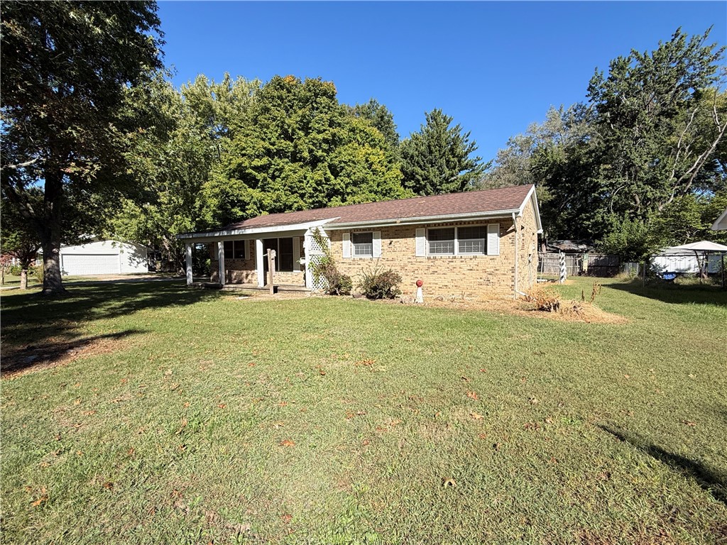104 E Cedar Street Property Photo 1