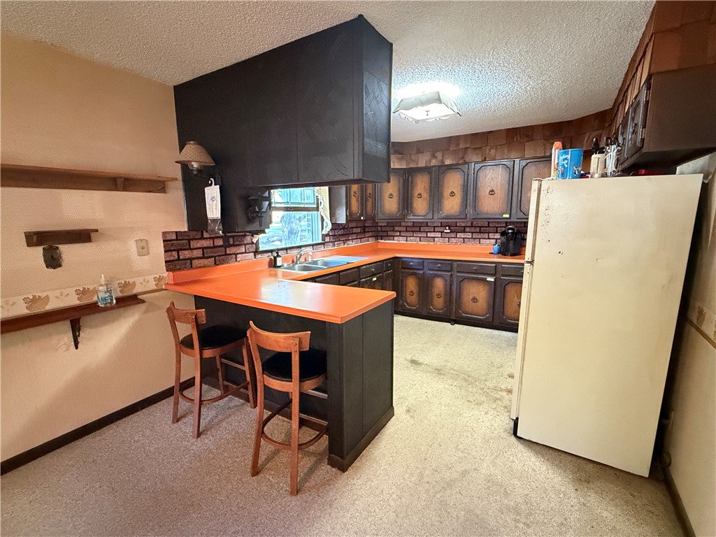 104 E Cedar Street Property Photo 6