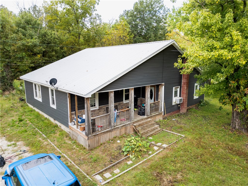 32516 N 1700 East Road Property Photo 1