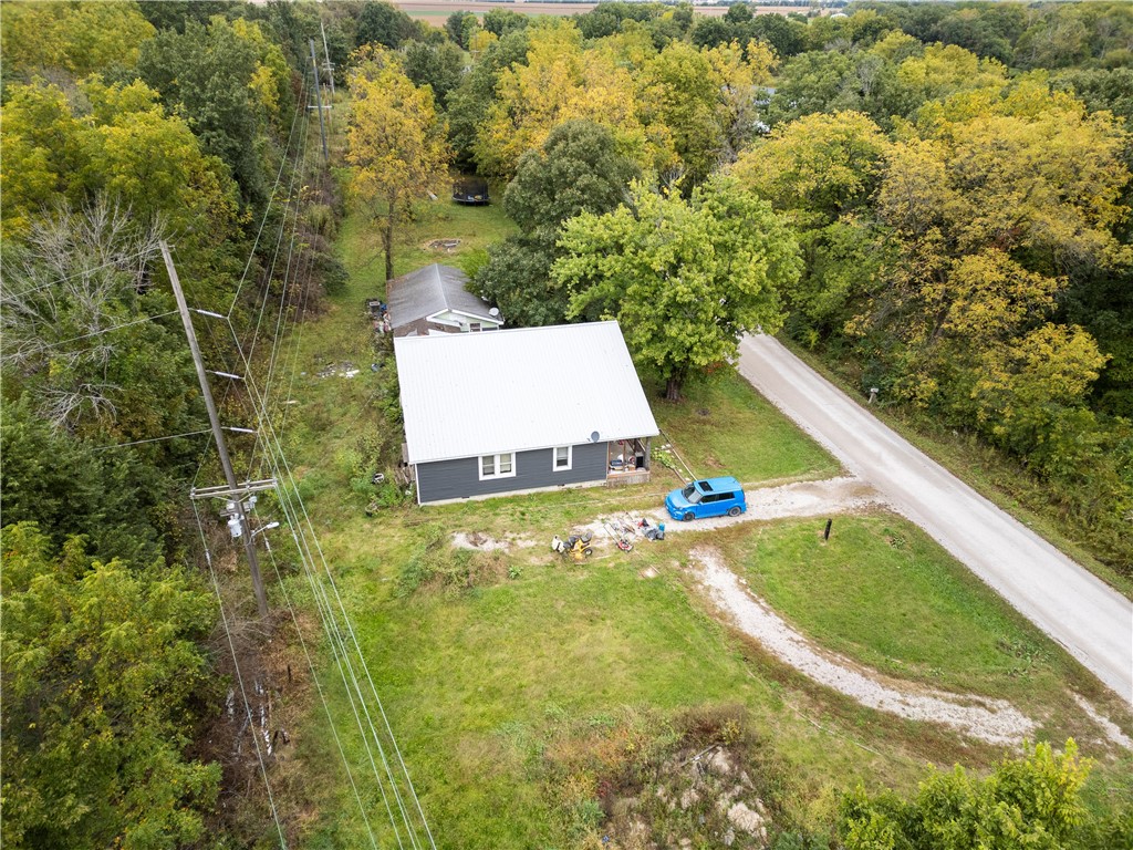 32516 N 1700 East Road Property Photo 6