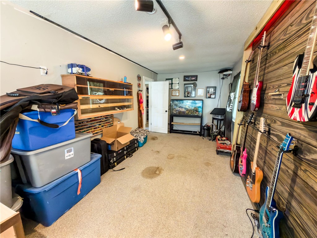 103 Walnut Street Property Photo 44
