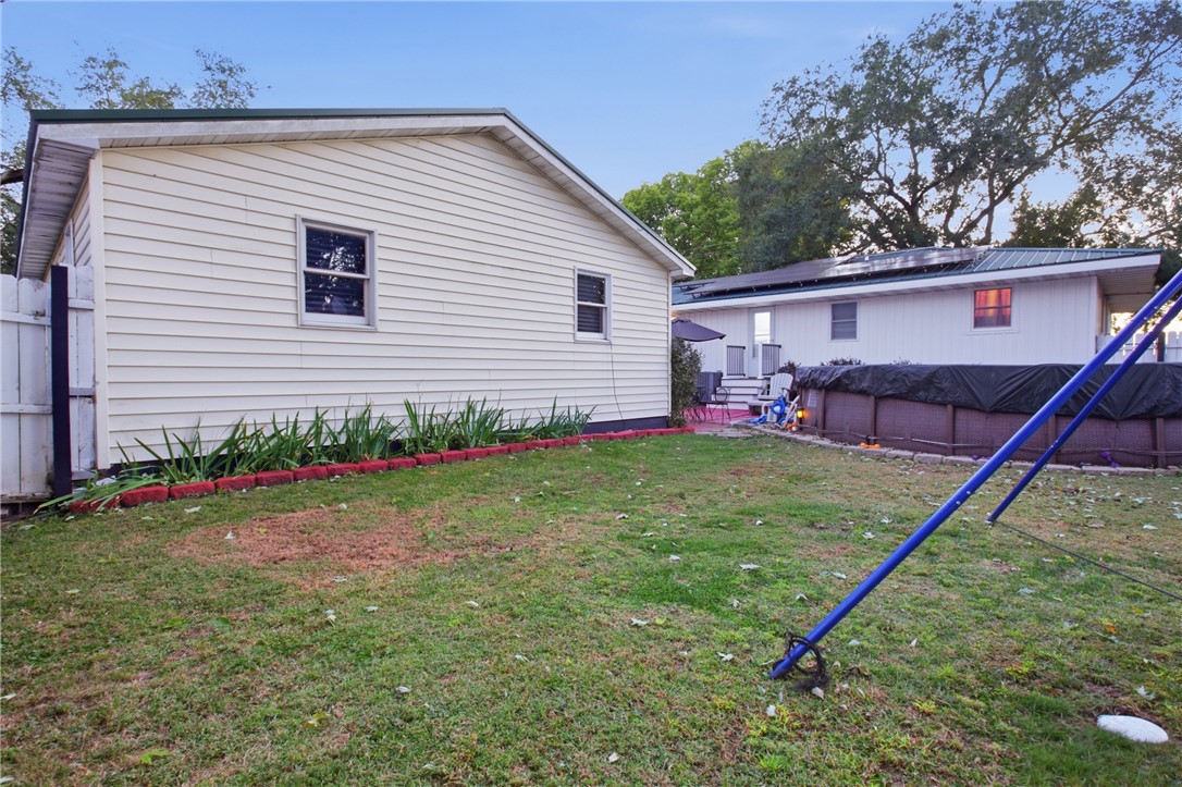 512 Walnut Street Property Photo 4