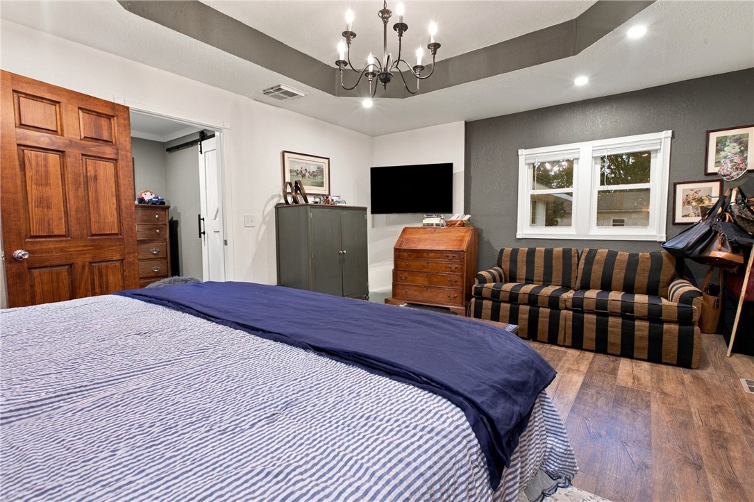 512 Walnut Street Property Photo 13