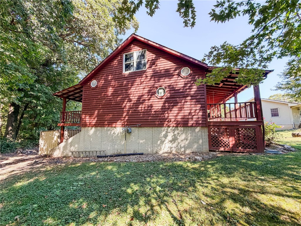 103 E Mountain Street Property Photo 6