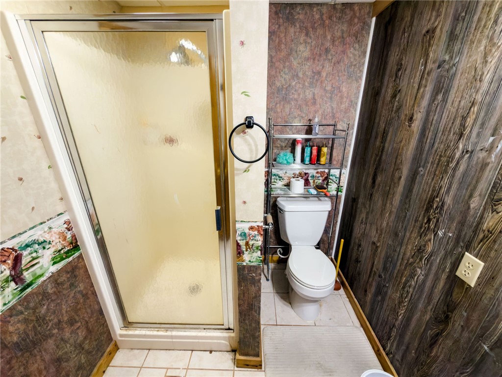 103 E Mountain Street Property Photo 35