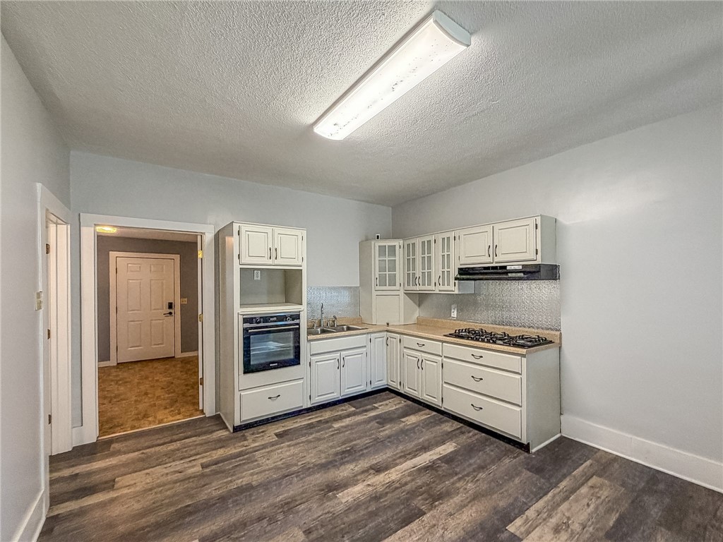 121 High Street Property Photo 15