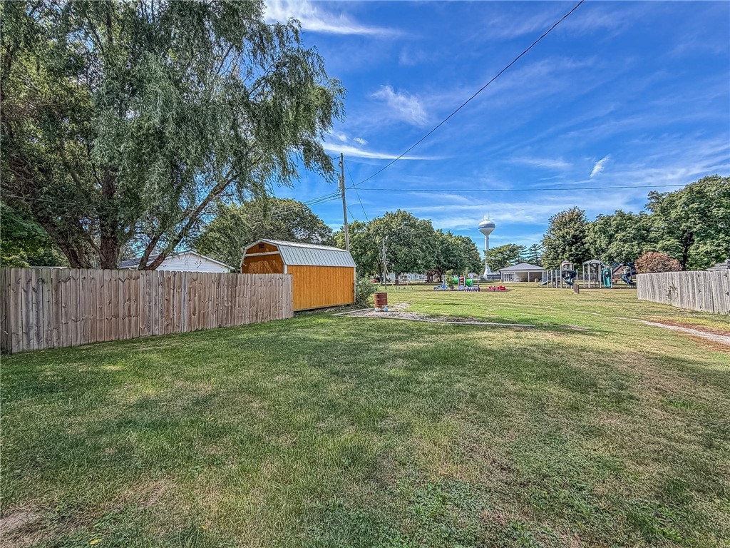 121 High Street Property Photo 24
