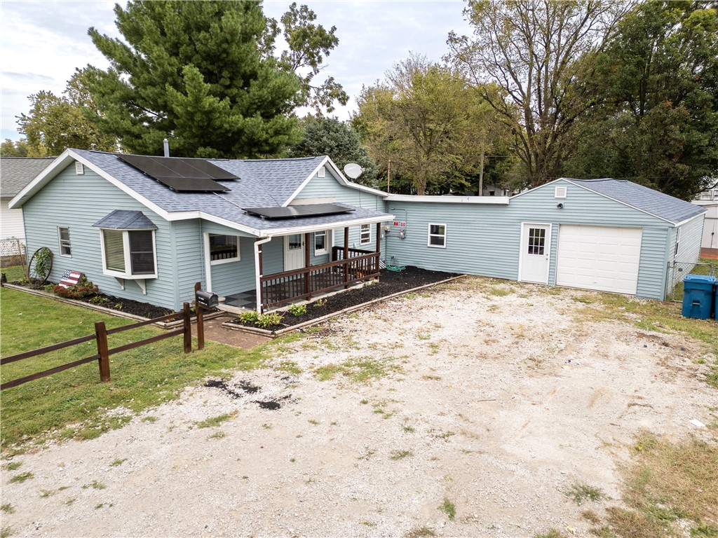 806 Lawndale Avenue Property Photo 1