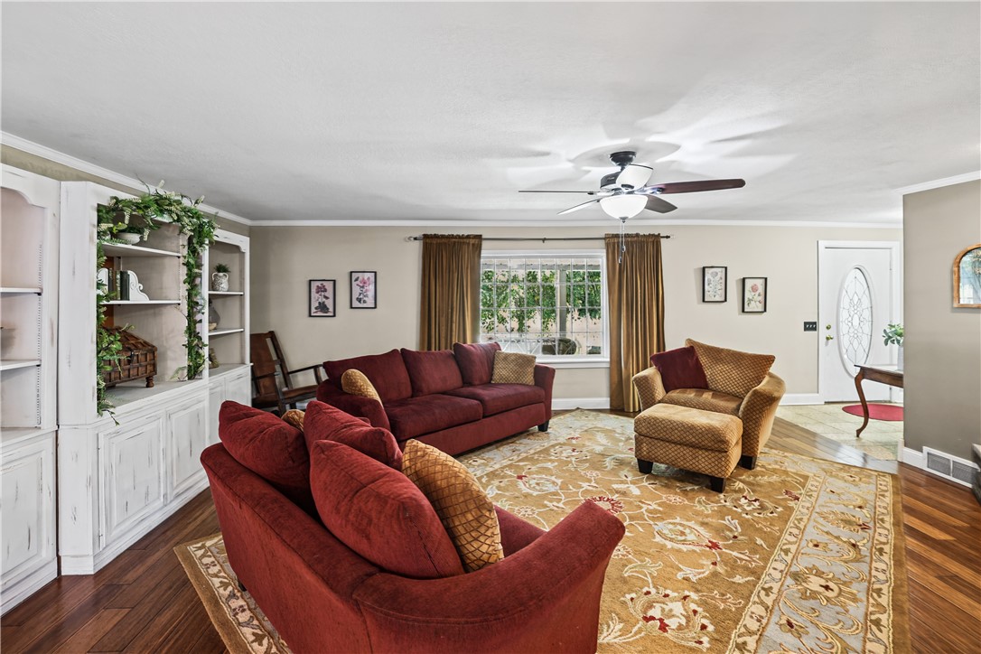 780 Cr 1150 E Property Photo 8