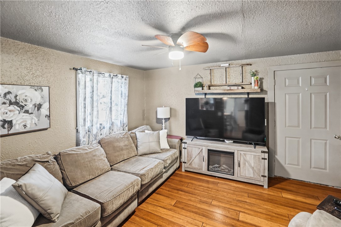 780 Cr 1150 E Property Photo 16