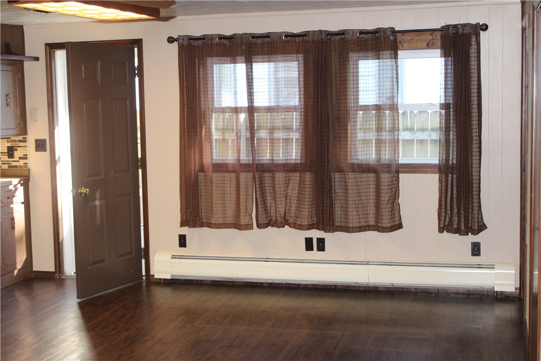 809 20th Street Property Photo 4