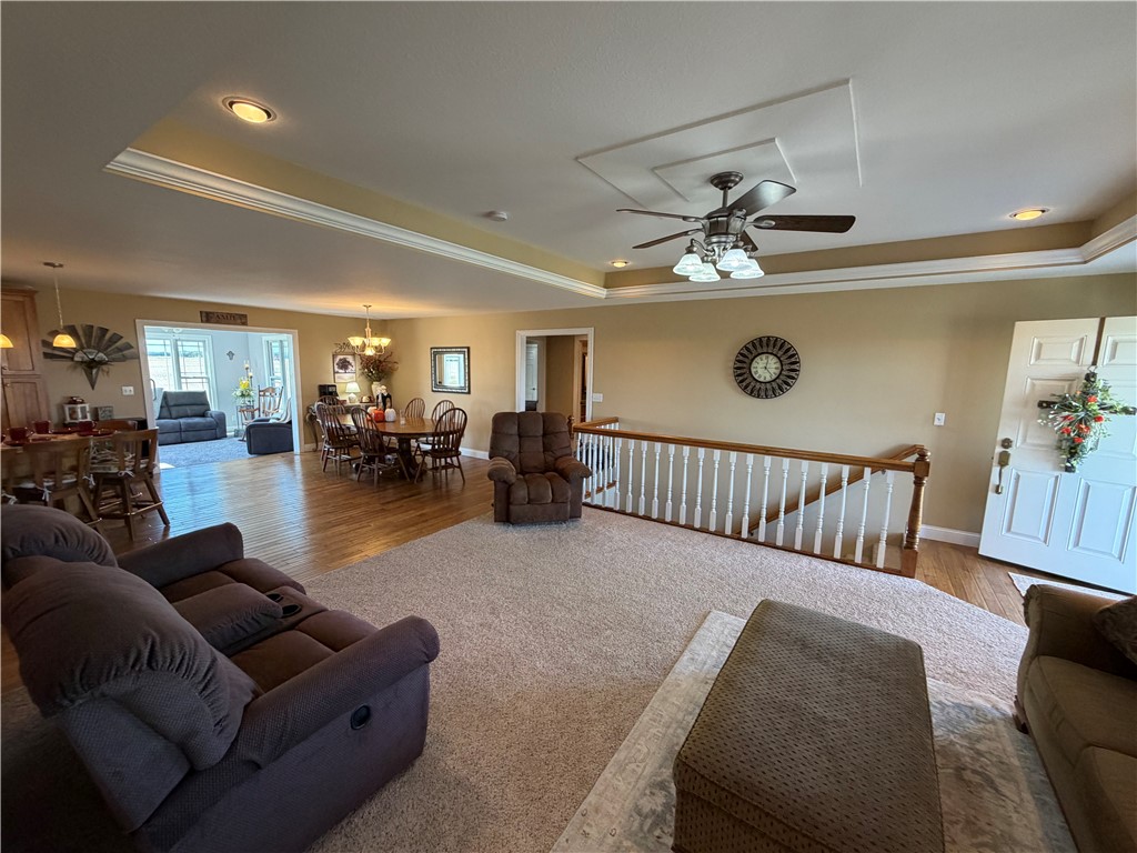 2085 E Hurricane Lane Property Photo 6