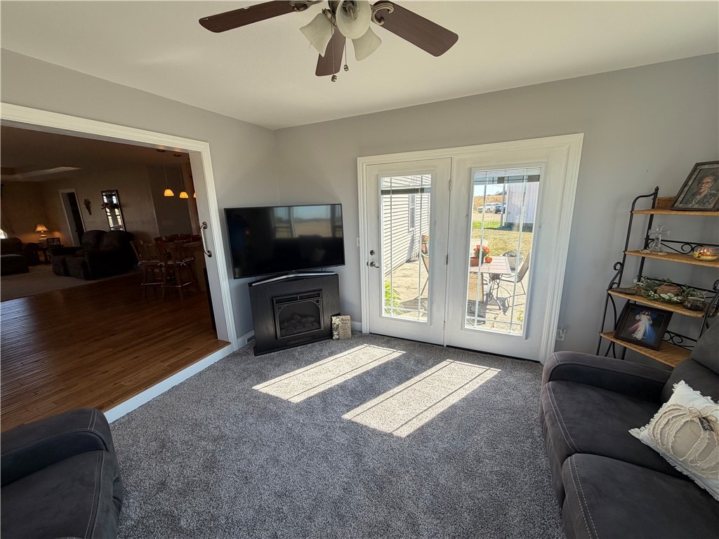 2085 E Hurricane Lane Property Photo 14