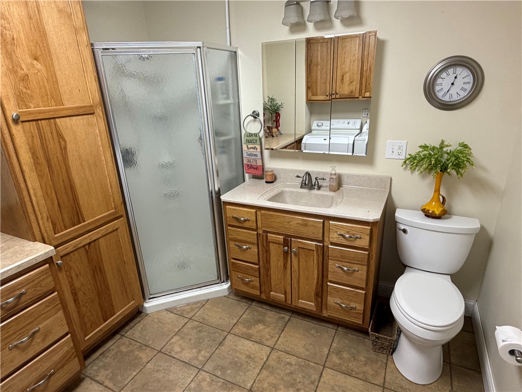 2085 E Hurricane Lane Property Photo 16