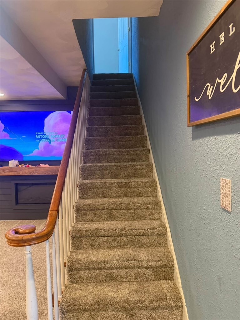 108 E Colorado Avenue Property Photo 6