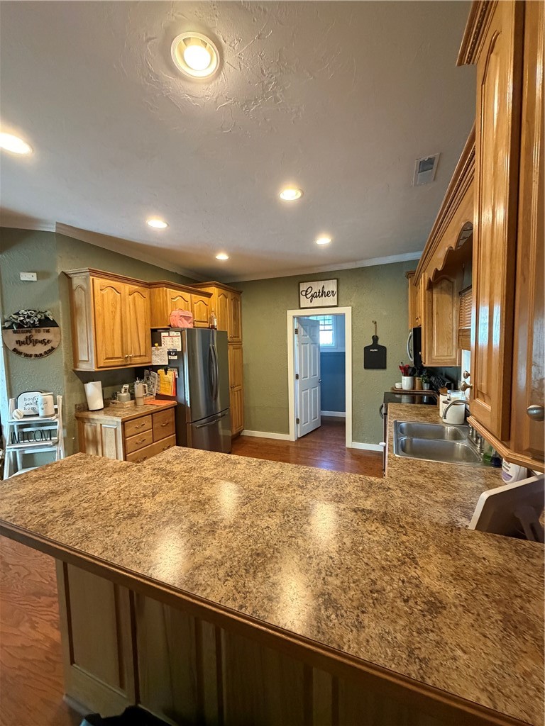 108 E Colorado Avenue Property Photo 9