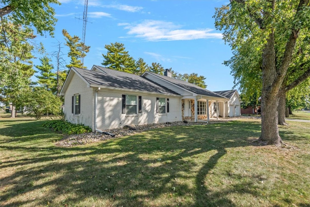 919 N Chestnut Street Property Photo 3