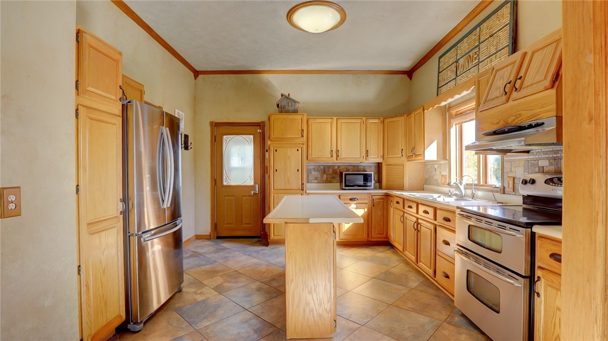 8792 Texas Church Road Property Photo 12