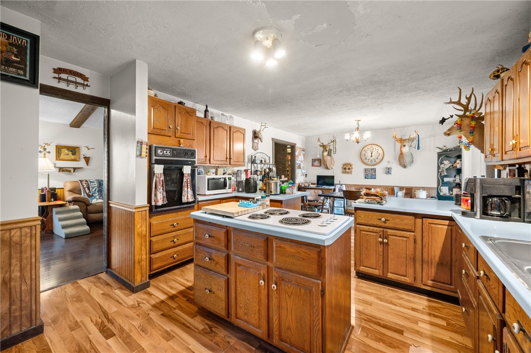13031 E 225th Road Property Photo 2