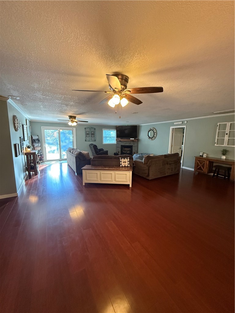 1316 N 1350 East Road Property Photo 4