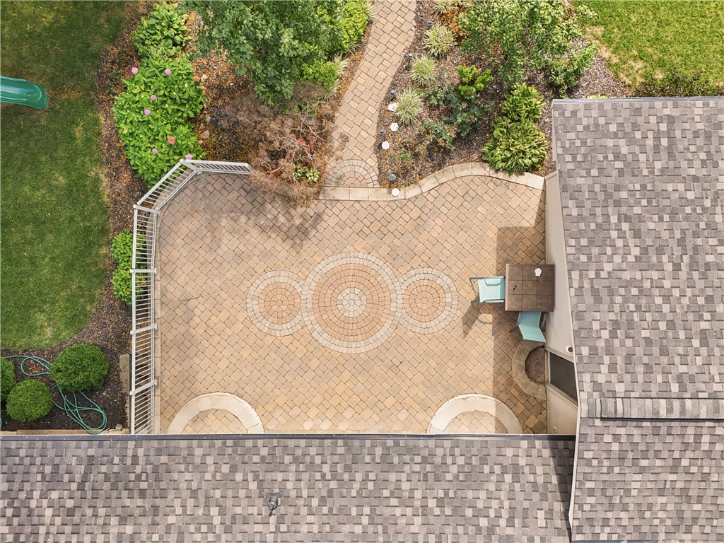 76 Country Club Drive Property Photo 38