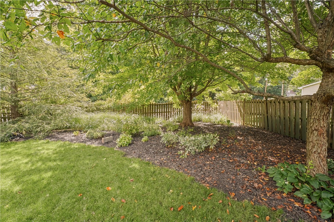 76 Country Club Drive Property Photo 42