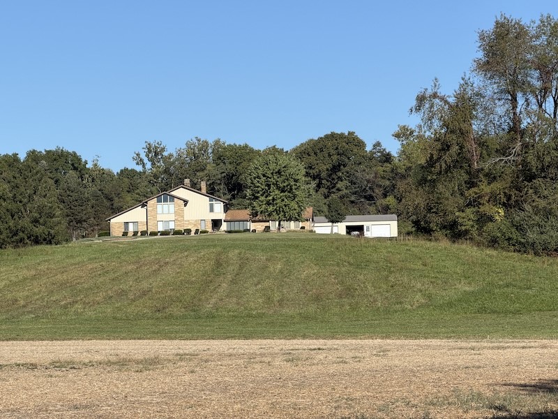 18105 Divider Road Property Photo 7