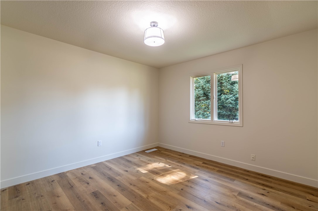 601 E Stella Drive Property Photo 18
