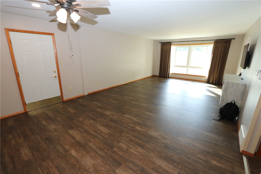 815 Long Street Property Photo 4